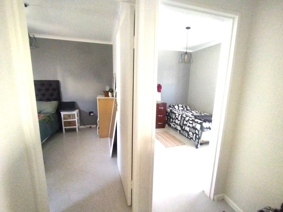 2 Bedroom Property for Sale in The Connifers Western Cape